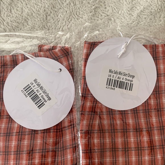 🔴Princess Polly Miss Sally Mini Skirt - Picture 4 of 6
